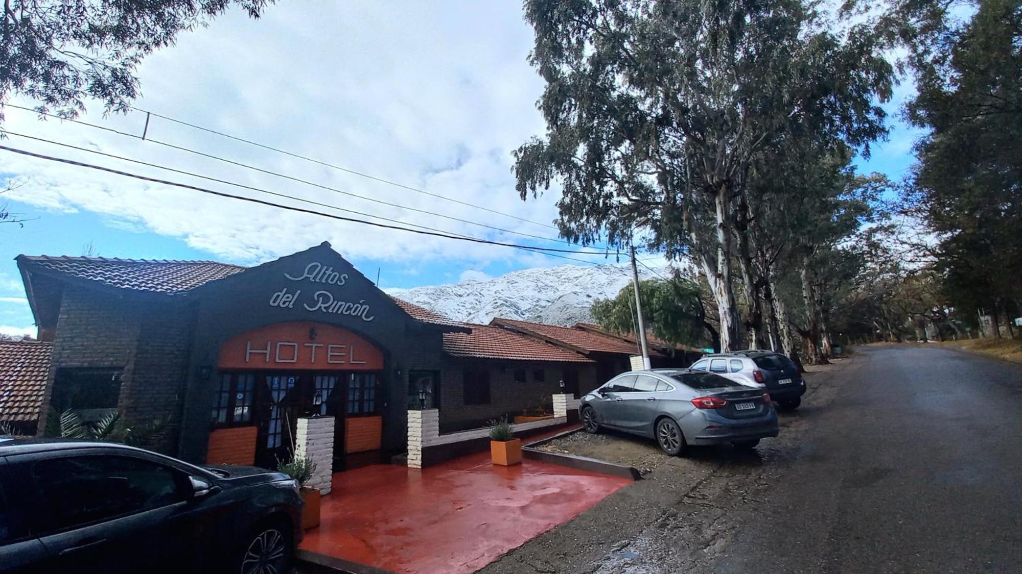 מרלו Hotel Altos Del Rincon מראה חיצוני תמונה